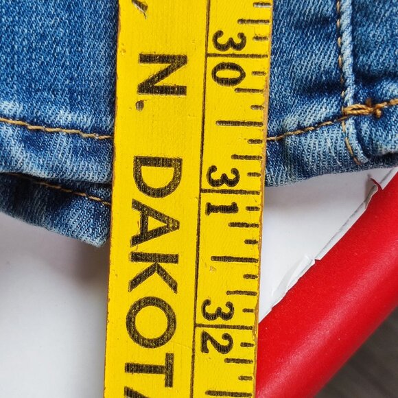 Signature by Levi Strauss jeans women's size W30L32 denim blue mid-rise straight - Picture 13 of 15